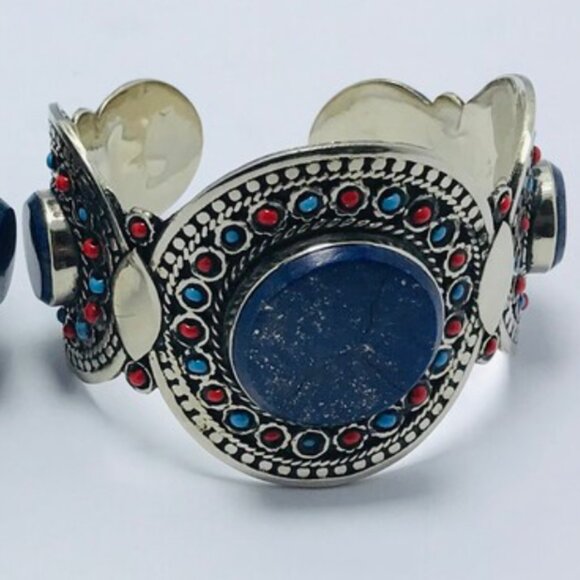 Single Handmade Kuchi Cuff Bracelet: Afghan Tribal Jewelry - Picture 5 of 13